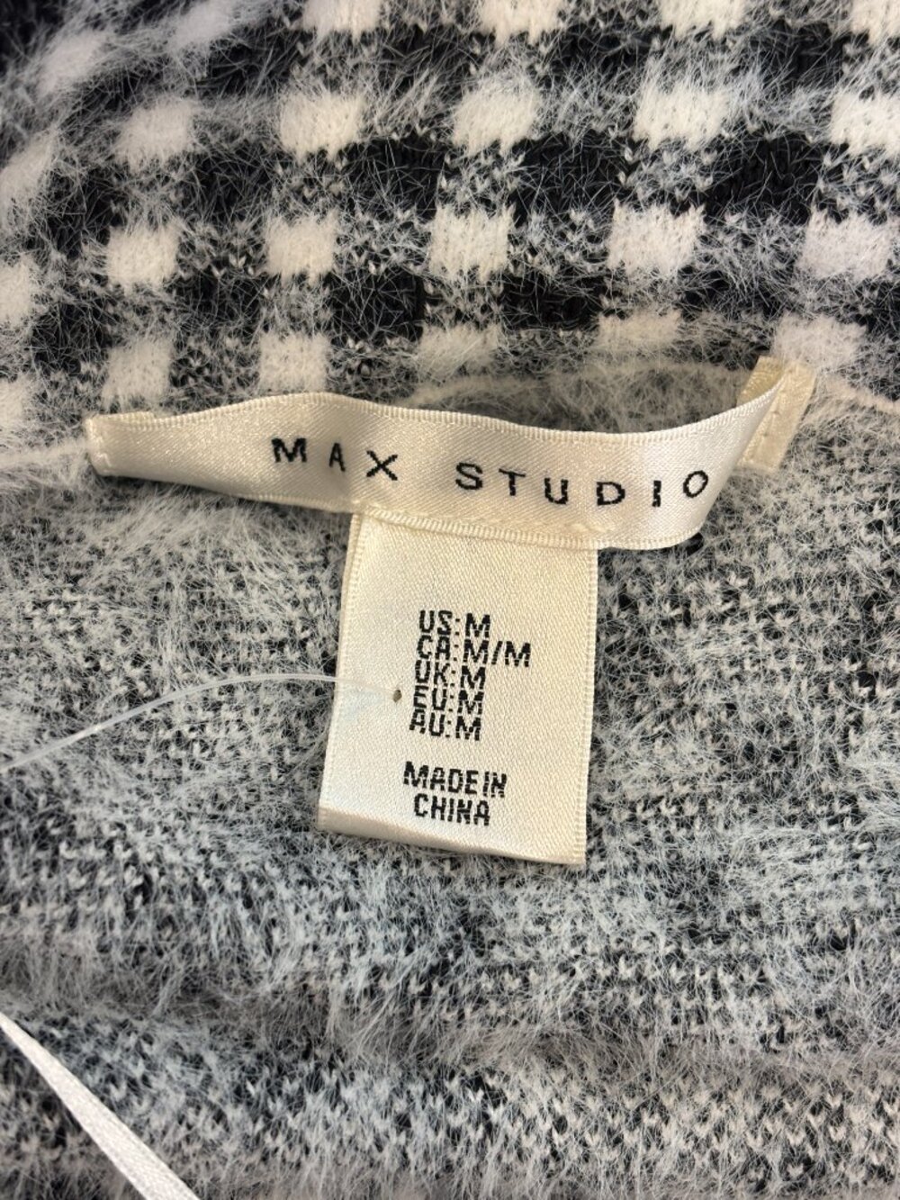 Max Studio Houndstooth Fuzzy Button-Front Shacket Medium NWT - Picture 4 of 5